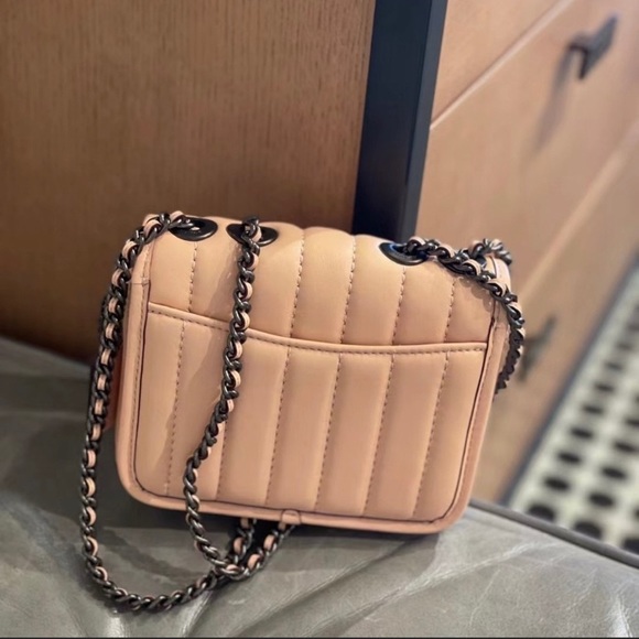✨Coach (NWOT) Madison Crossbody Bag✨ - Picture 3 of 8